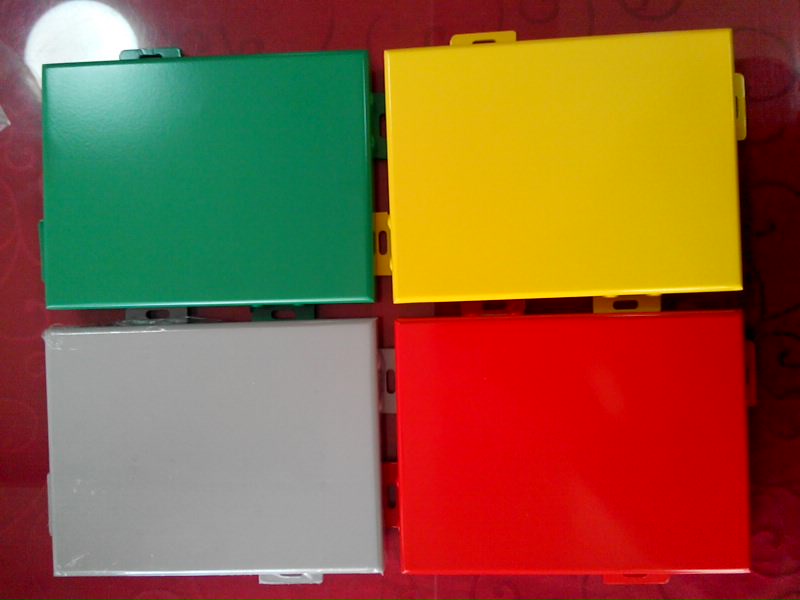 ��ɫ��Ϳ�X��